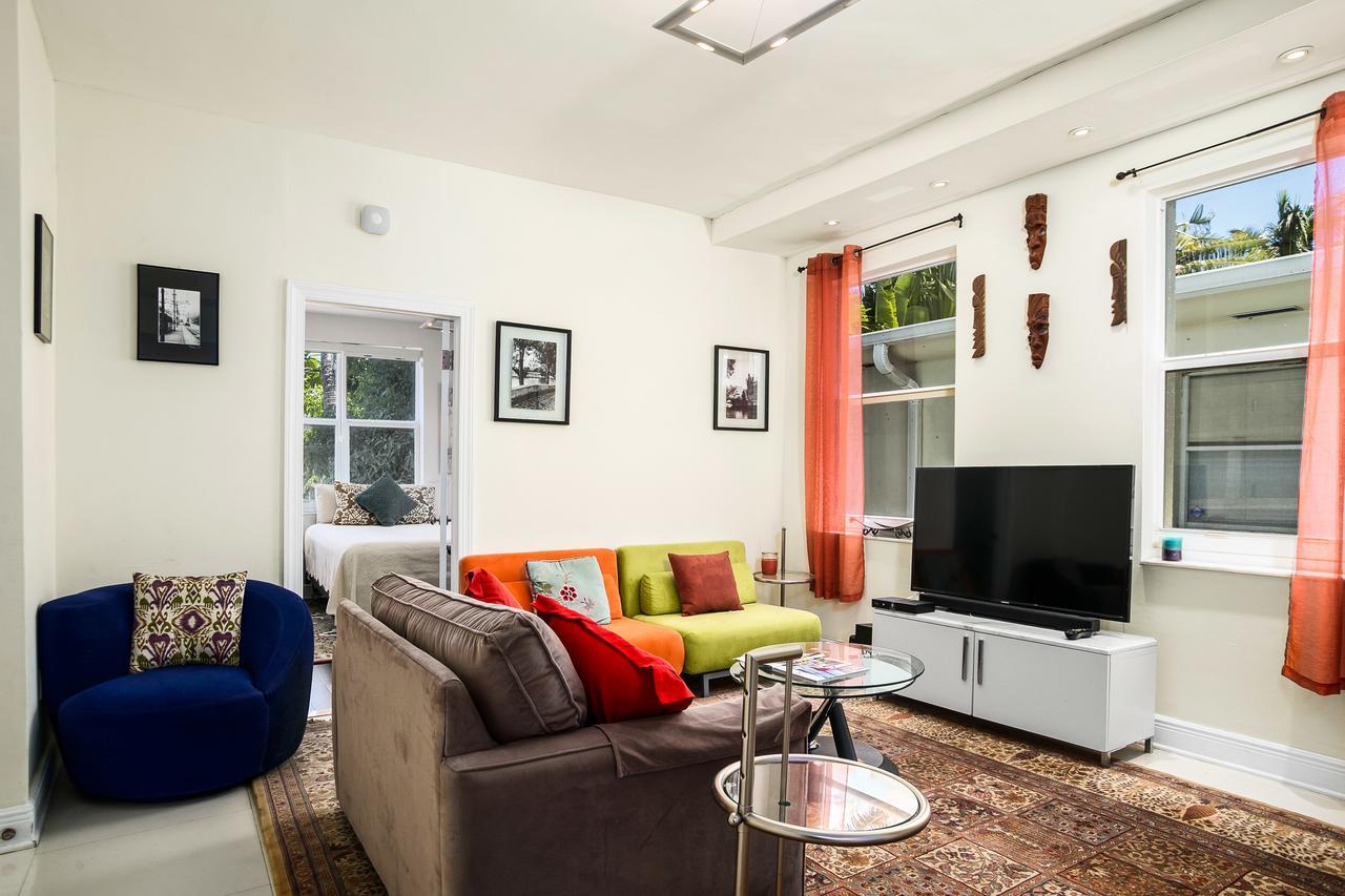 Two Bedroom Two Bath Apartment 2 Block To Beach Miami Beach Exterior photo
